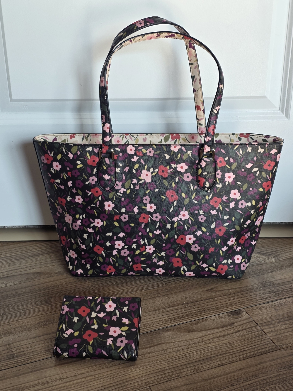 Kate Spade Laurel Way Boho Floral Dally Tote + Wallet - Picture 2 of 14